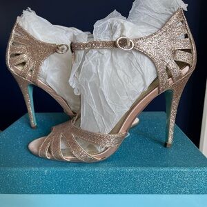 Betsey Johnson Gold Glittery Heels